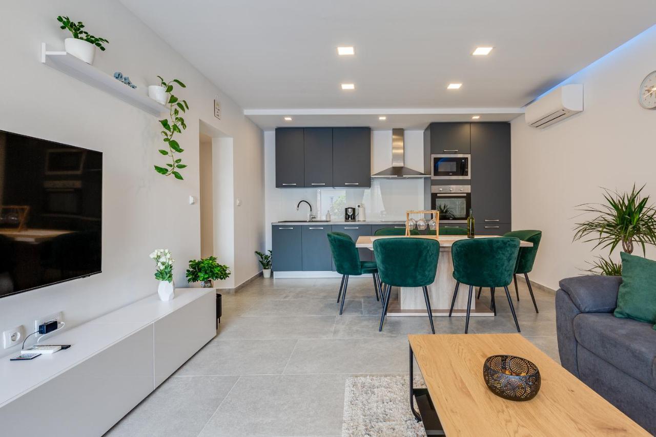 자다르 Apartman Angel 아파트 외부 사진